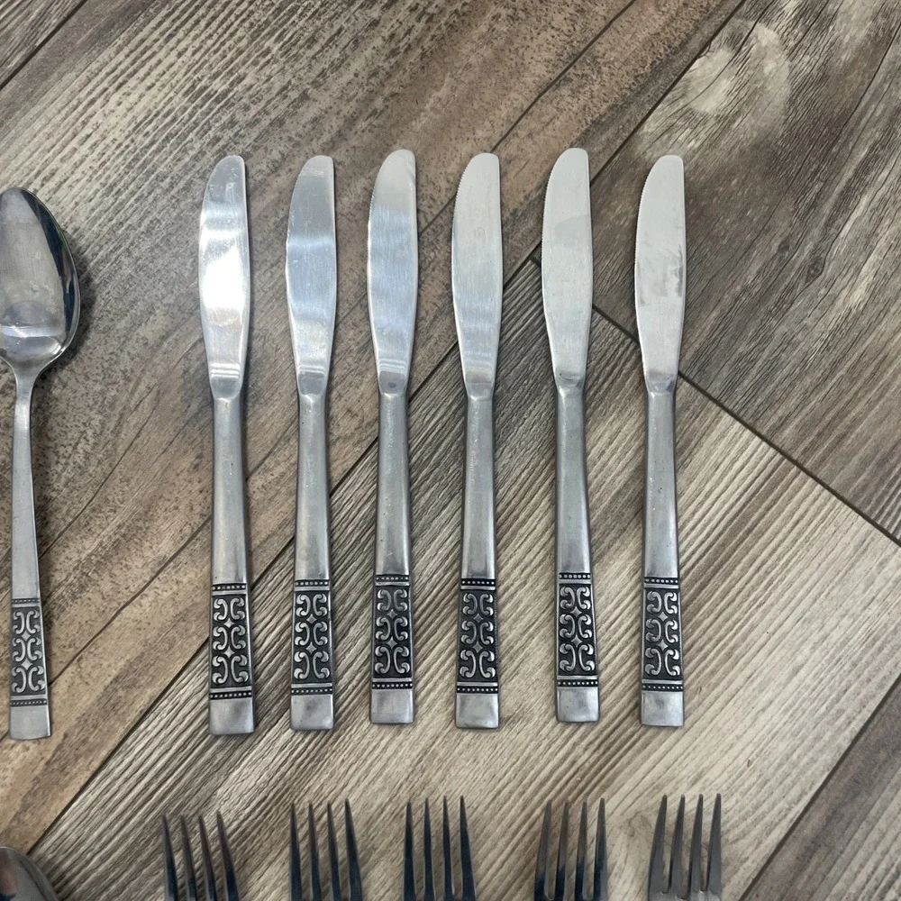 Rare KOREA Rogers Co Stainless CASA VISTA Flatware 24 Pcs replacements‎